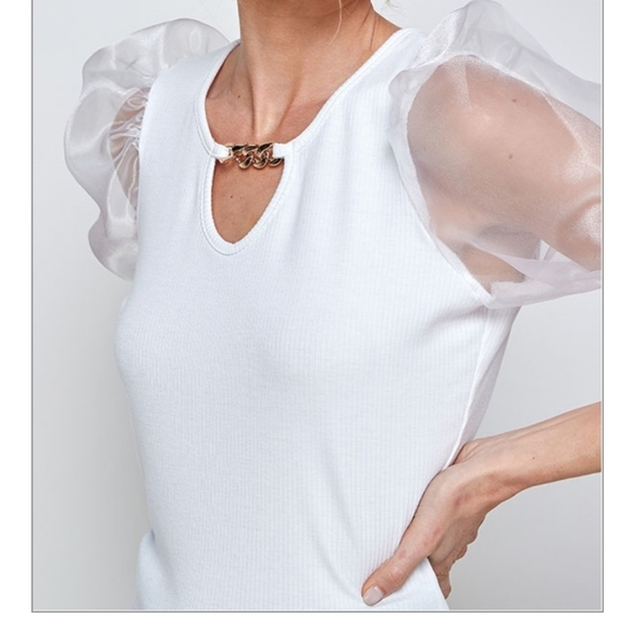 Dressy White Sheer Puff Sleeve Ribbed Top - Picture 3 of 6